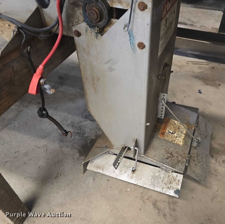 image for item EK5359 Hi-Way Super P spreader