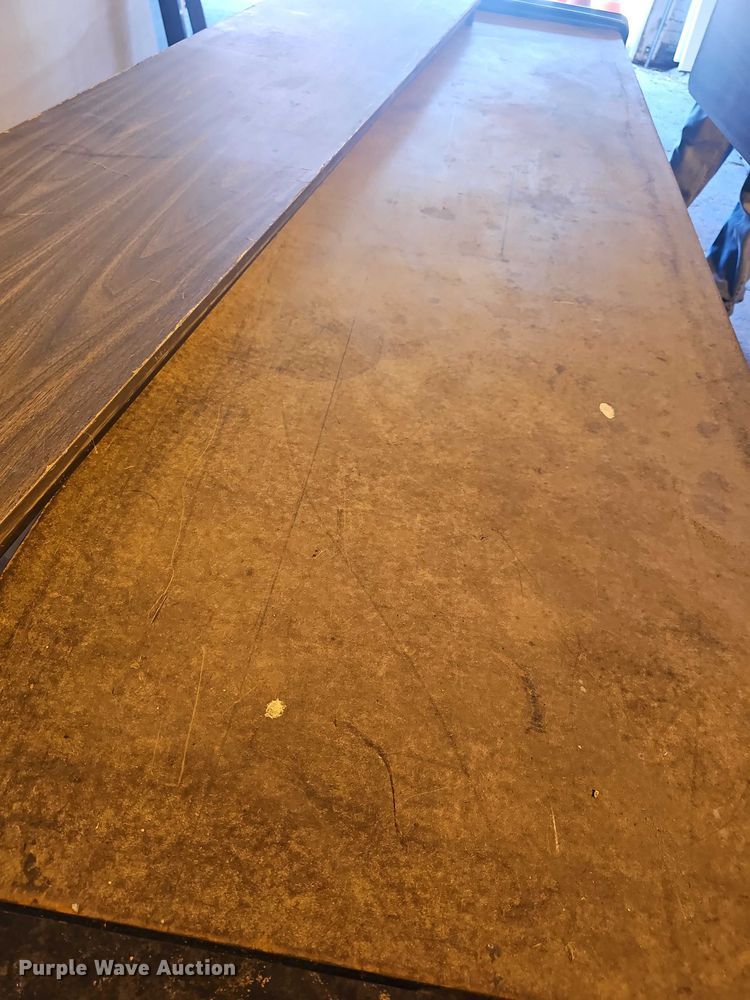 image for item EK5369 (4) tables