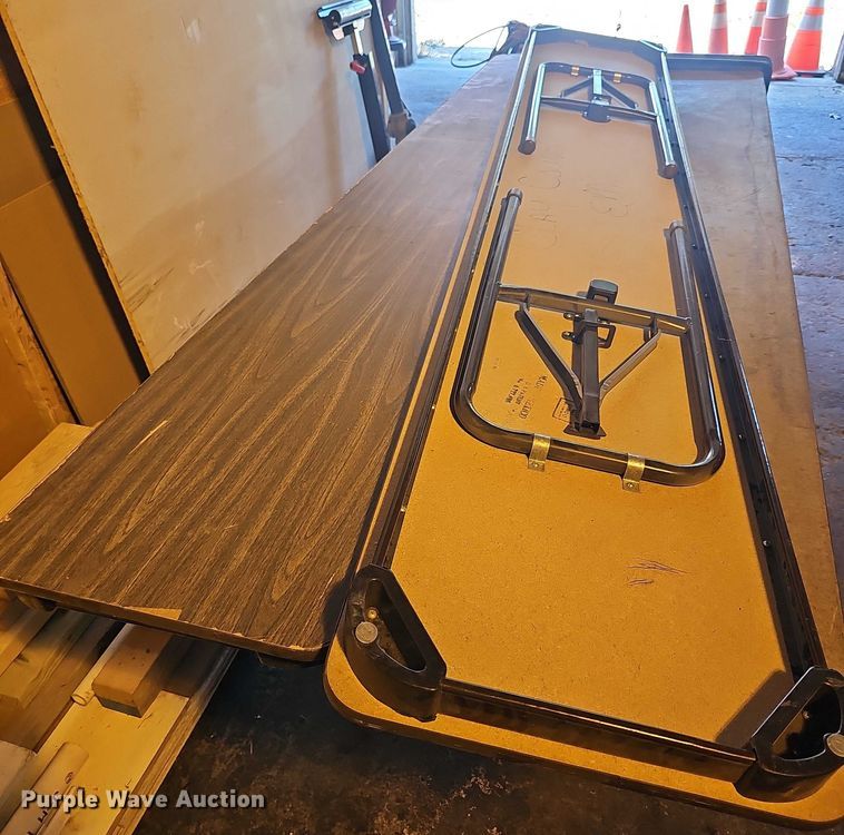 image for item EK5369 (4) tables