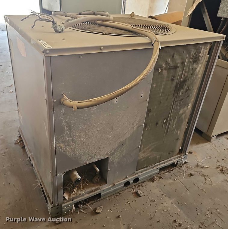 image for item EK5374 (2) AC units