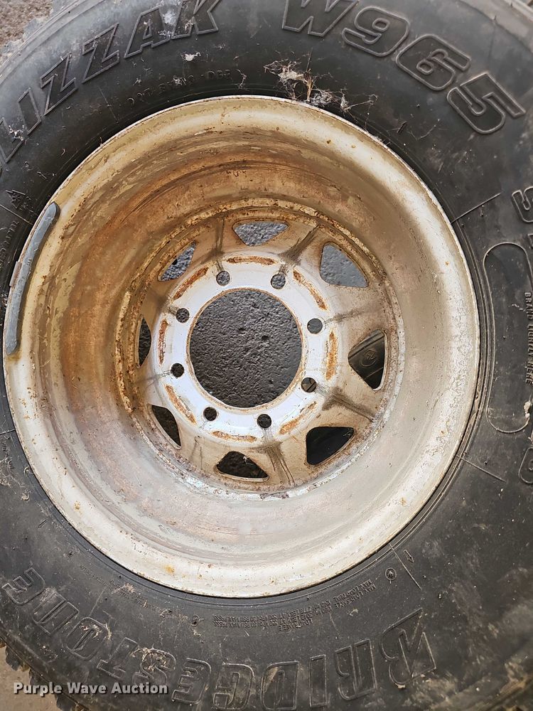 image for item EK5377 (2) tires and wheels