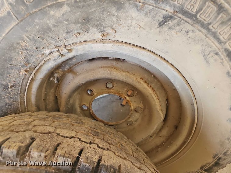 image for item EK5377 (2) tires and wheels