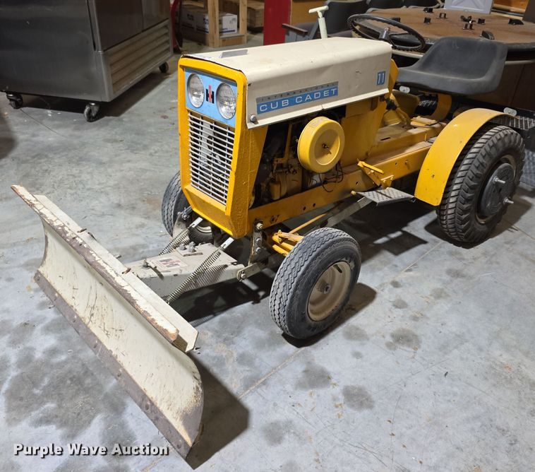 image for item EK5418 Cub Cadet 71 lawn tractor