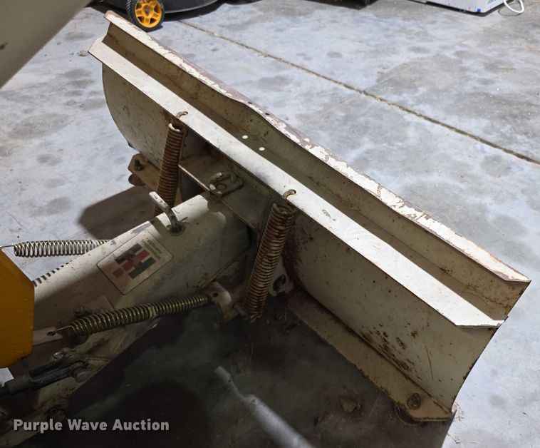 image for item EK5418 Cub Cadet 71 lawn tractor