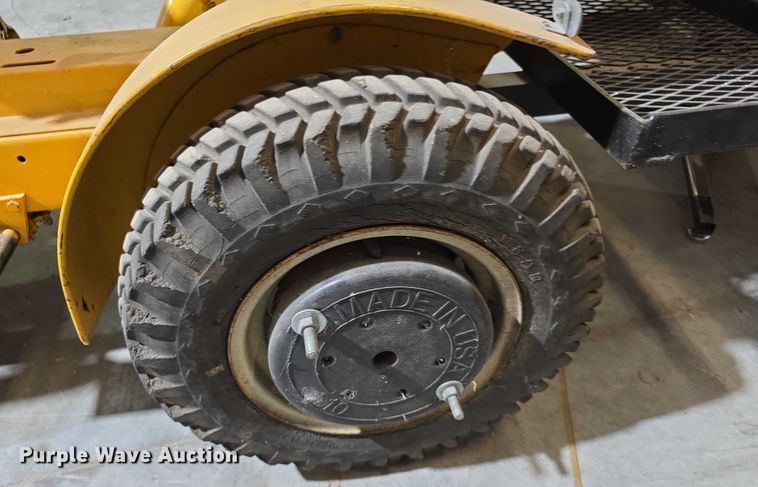 image for item EK5418 Cub Cadet 71 lawn tractor