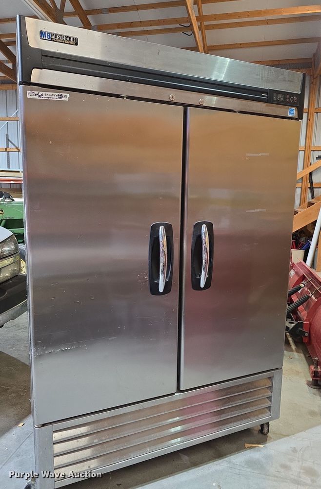 image for item EK5419 Master-Bilt Fusion R49S fridge 