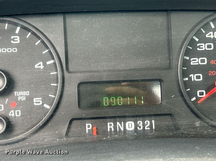 image for item EK8232 2005 Ford F350 Super Duty XL  pickup truck