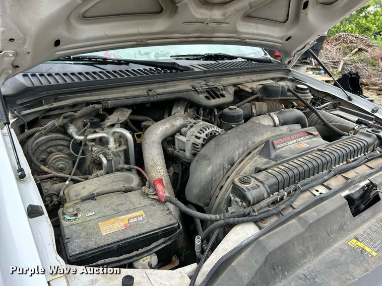 image for item EK8232 2005 Ford F350 Super Duty XL  pickup truck