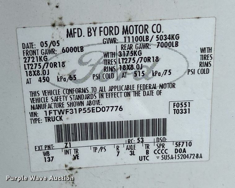 image for item EK8232 2005 Ford F350 Super Duty XL  pickup truck