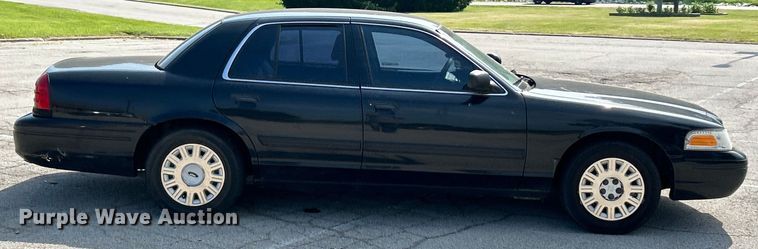 image for item EK8247 2009 Ford Crown Victoria Police Interceptor  