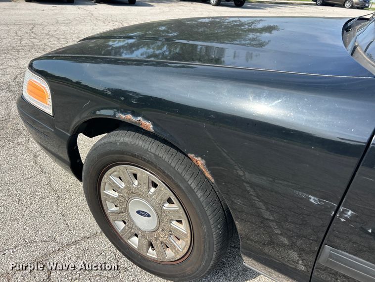 image for item EK8247 2009 Ford Crown Victoria Police Interceptor  