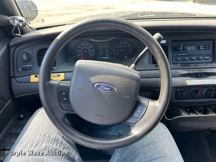 image for item EK8247 2009 Ford Crown Victoria Police Interceptor  