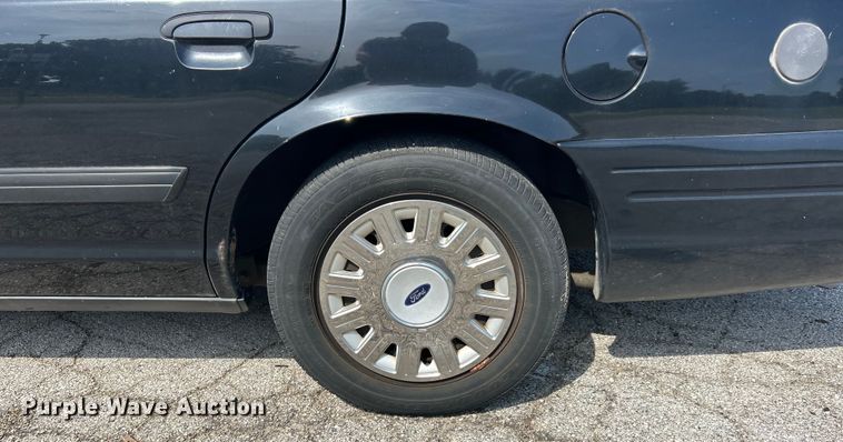 image for item EK8247 2009 Ford Crown Victoria Police Interceptor  