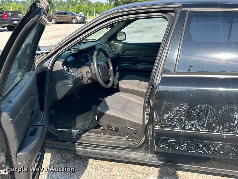 image for item EK8248 2006 Ford Crown Victoria Police Interceptor  