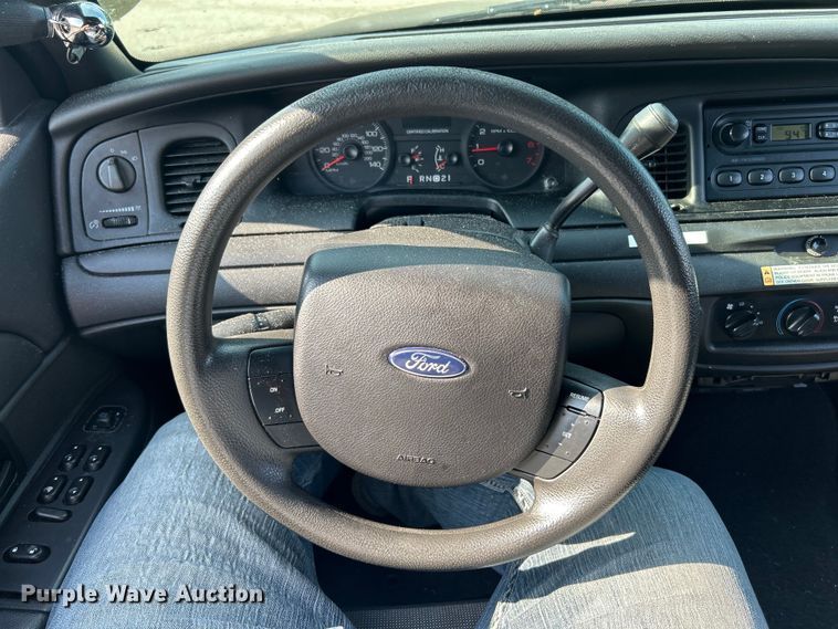 image for item EK8248 2006 Ford Crown Victoria Police Interceptor  