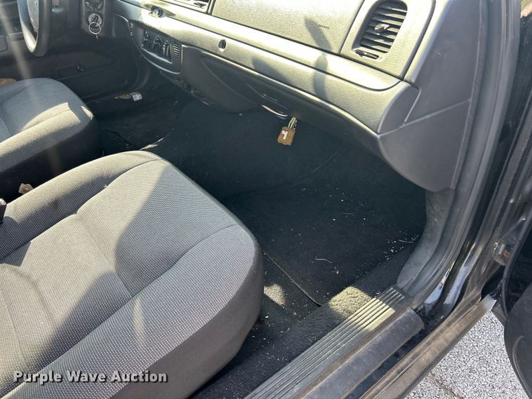 image for item EK8248 2006 Ford Crown Victoria Police Interceptor  