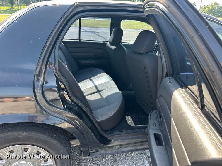 image for item EK8248 2006 Ford Crown Victoria Police Interceptor  