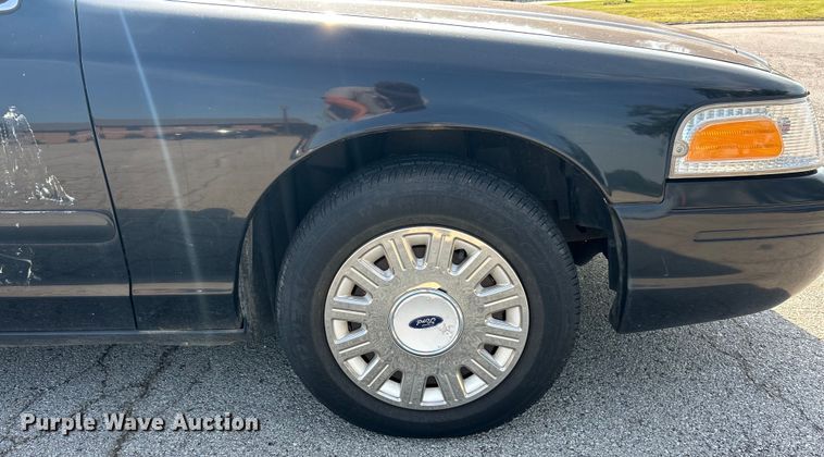 image for item EK8248 2006 Ford Crown Victoria Police Interceptor  