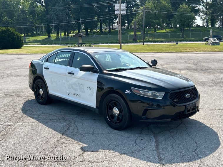 image for item EK8249 2015 Ford Taurus Police Interceptor  