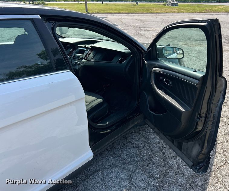 image for item EK8250 2015 Ford  Taurus Police Interceptor 