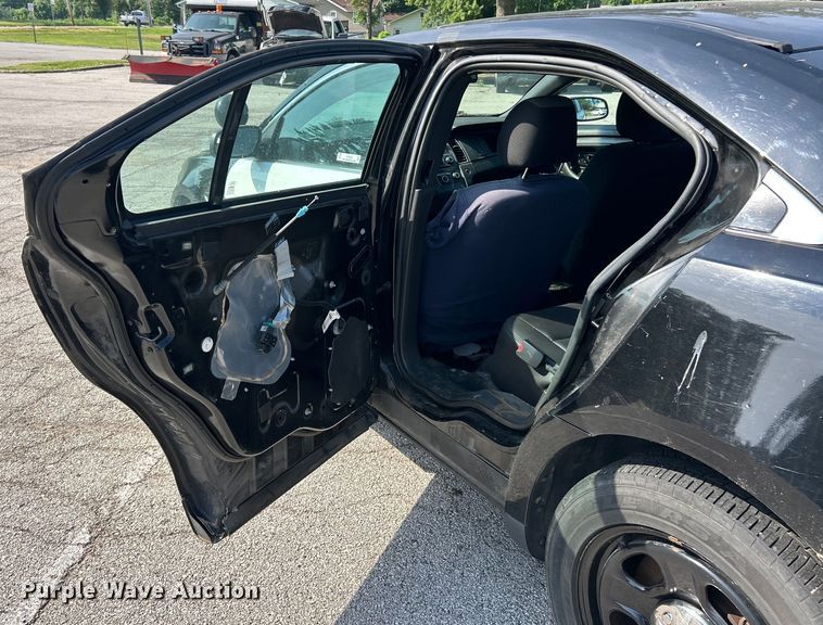 image for item EK8250 2015 Ford  Taurus Police Interceptor 
