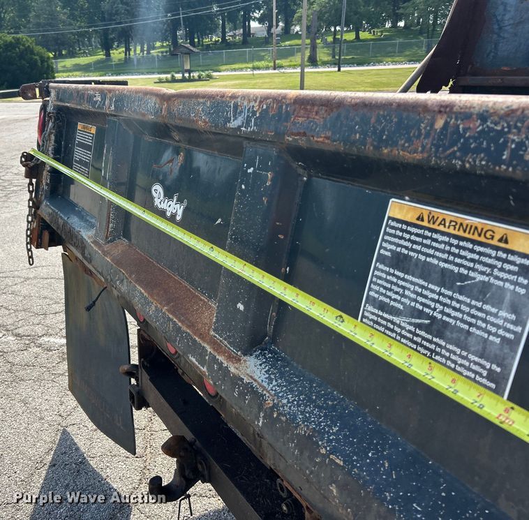 image for item EK8252 2005 Ford  F350 Super Duty XL dump bed pickup truck