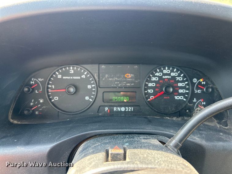 image for item EK8252 2005 Ford  F350 Super Duty XL dump bed pickup truck