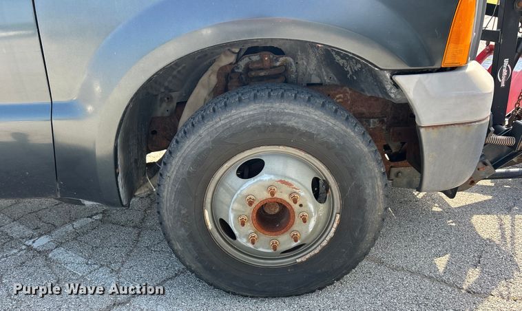 image for item EK8252 2005 Ford  F350 Super Duty XL dump bed pickup truck