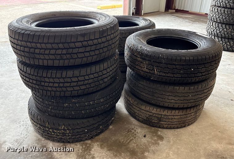 image for item EL2110 (10) 225/75R16 tires