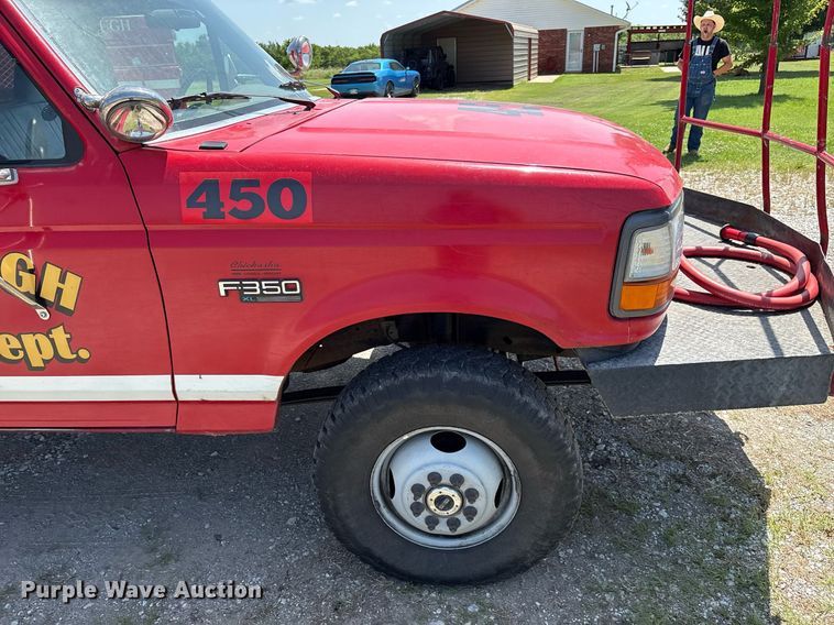 image for item EL2130 1995 Ford F350 XL brush fire truck