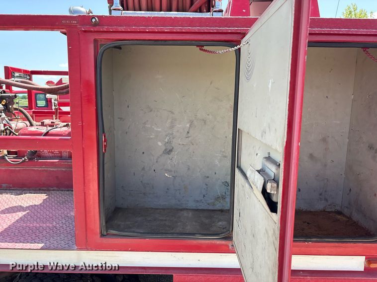 image for item EL2130 1995 Ford F350 XL brush fire truck