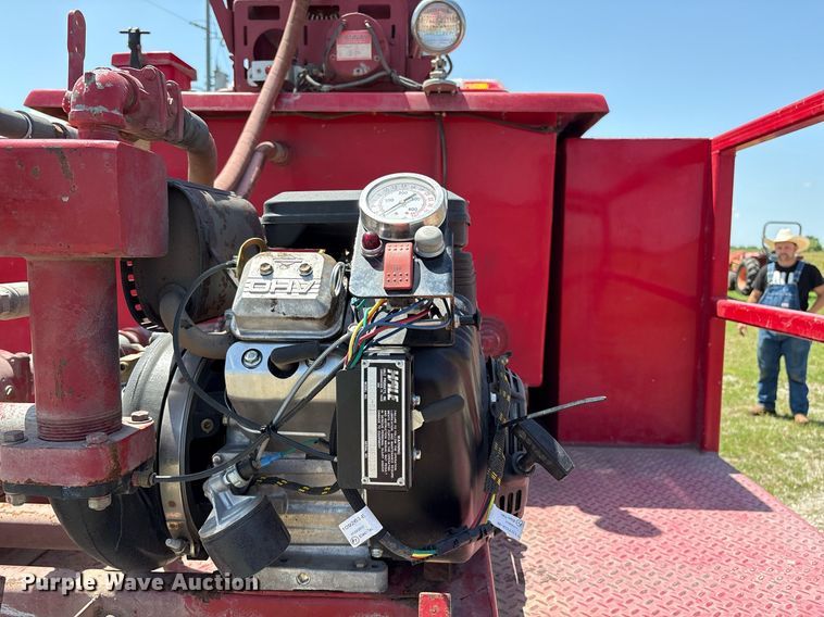 image for item EL2130 1995 Ford F350 XL brush fire truck