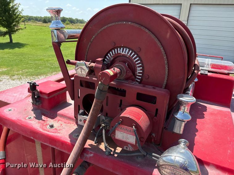 image for item EL2130 1995 Ford F350 XL brush fire truck