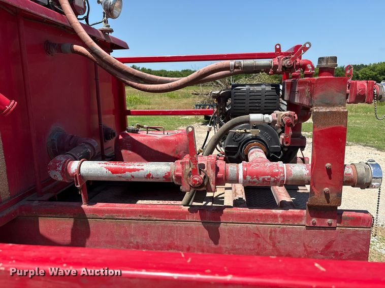 image for item EL2130 1995 Ford F350 XL brush fire truck