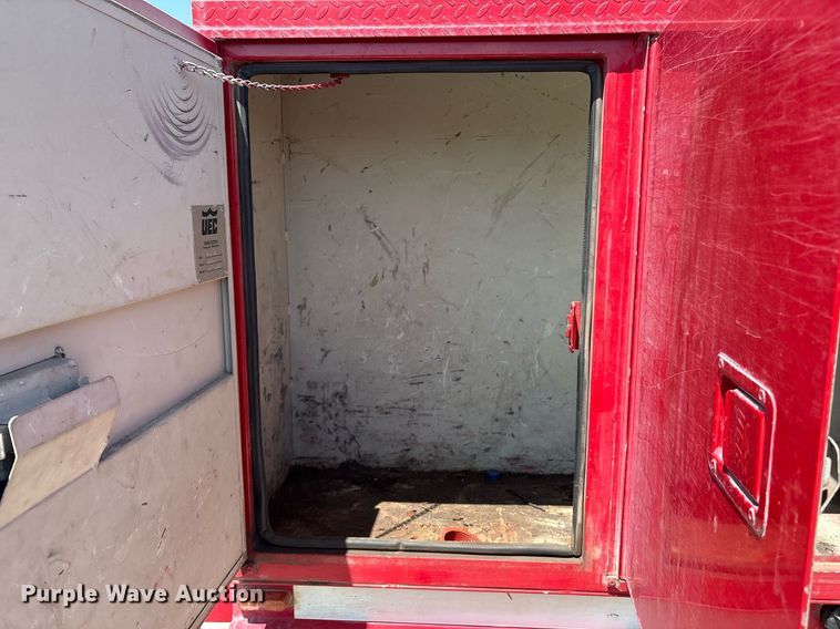 image for item EL2130 1995 Ford F350 XL brush fire truck