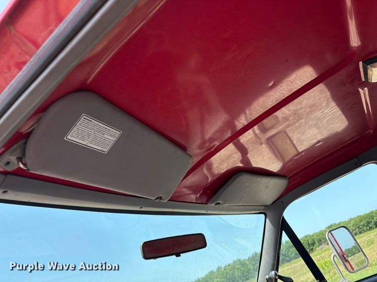 image for item EL2130 1995 Ford F350 XL brush fire truck