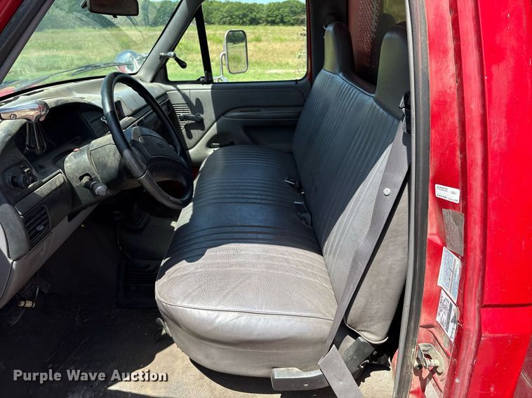 image for item EL2130 1995 Ford F350 XL brush fire truck