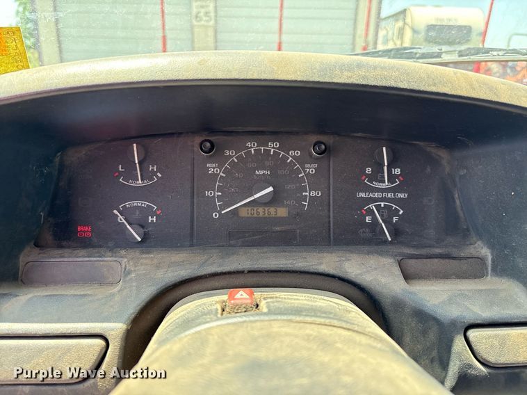 image for item EL2130 1995 Ford F350 XL brush fire truck