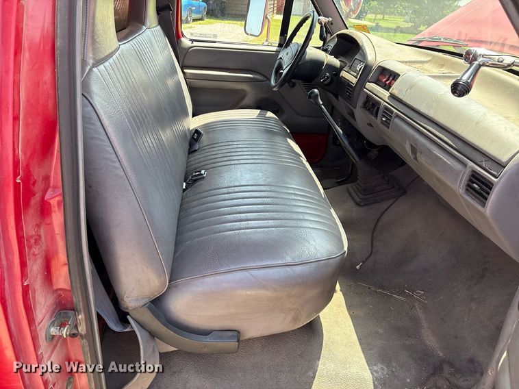 image for item EL2130 1995 Ford F350 XL brush fire truck