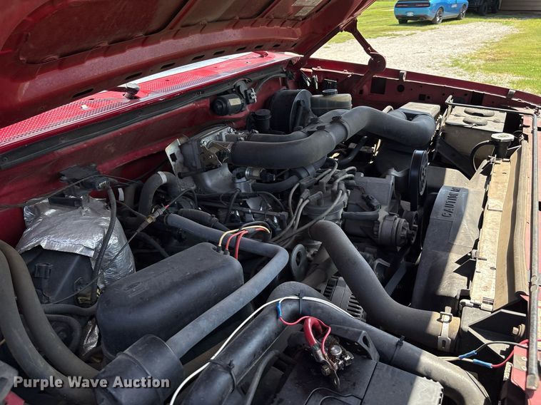 image for item EL2130 1995 Ford F350 XL brush fire truck