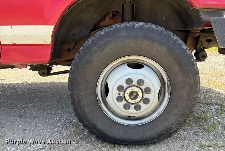 image for item EL2130 1995 Ford F350 XL brush fire truck