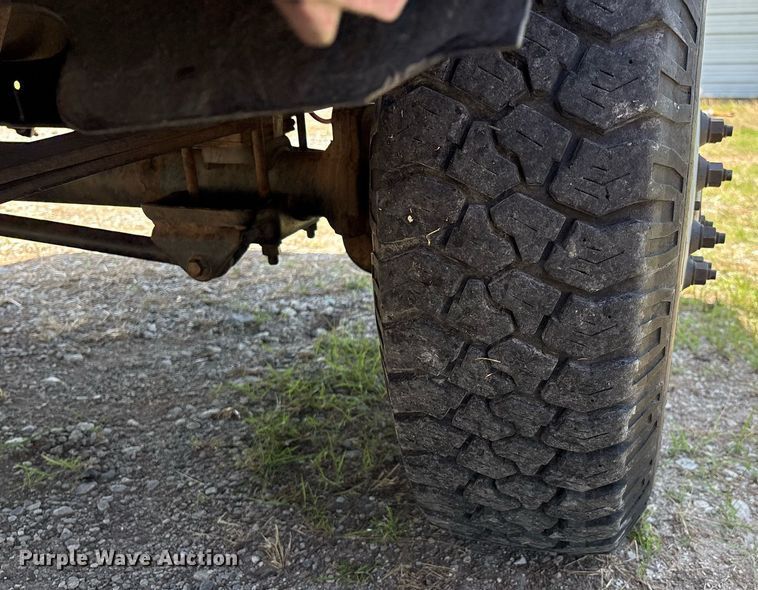 image for item EL2130 1995 Ford F350 XL brush fire truck