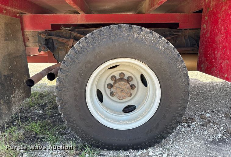 image for item EL2130 1995 Ford F350 XL brush fire truck