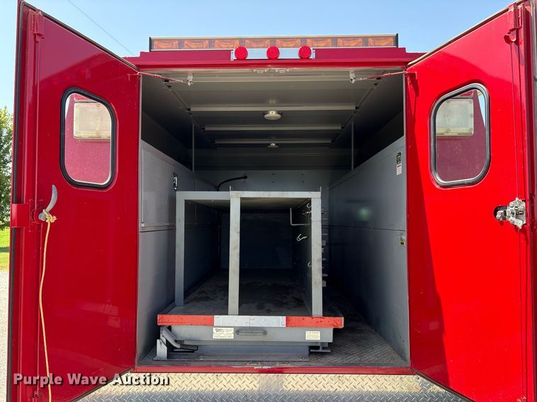 image for item EL2131 2004 Ford F350 Super Duty brush fire truck