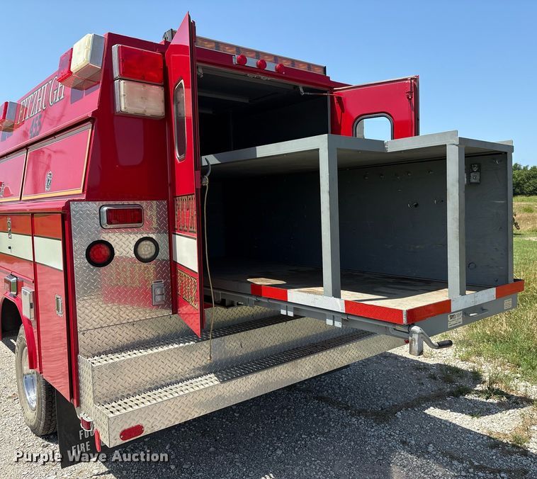 image for item EL2131 2004 Ford F350 Super Duty brush fire truck