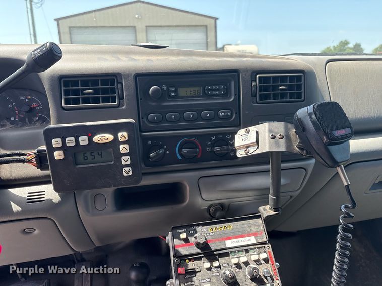 image for item EL2131 2004 Ford F350 Super Duty brush fire truck