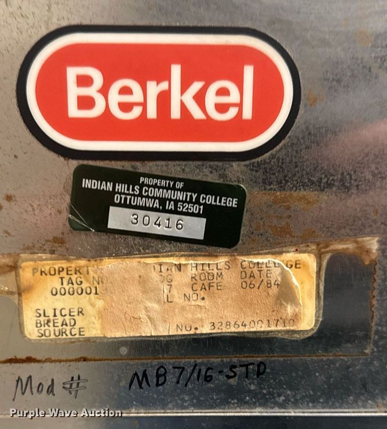 image for item EM2015 Berkel 4B bread slicer