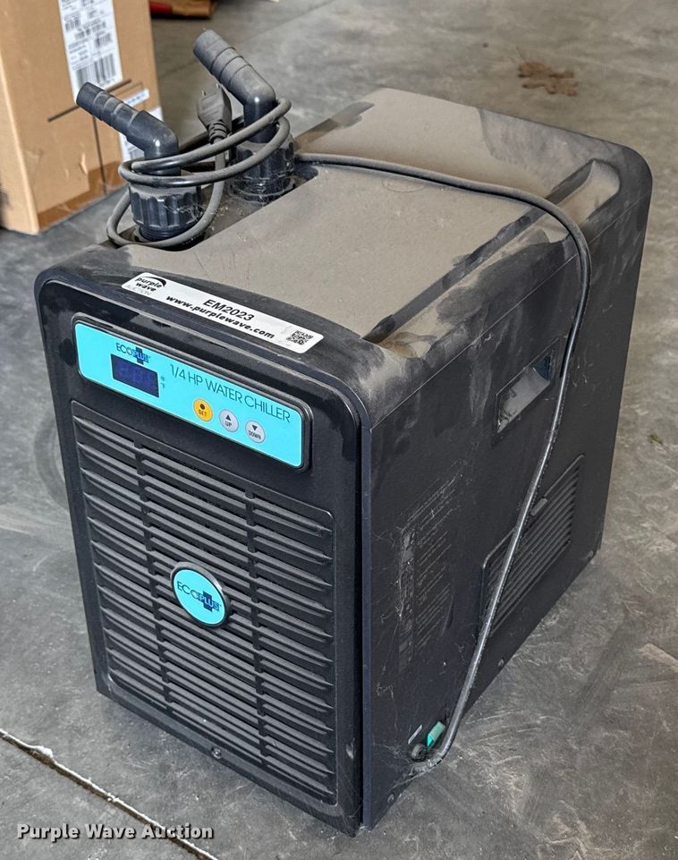 image for item EM2023 Eco Plus 1/4 HO water chiller