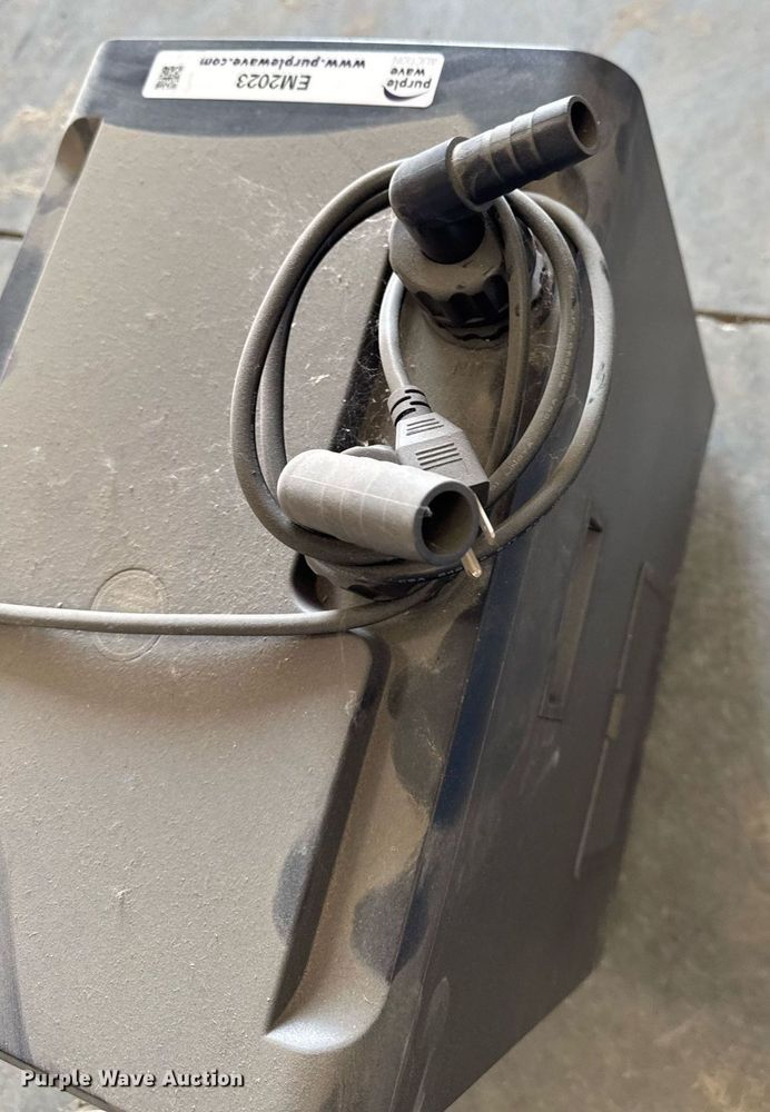 image for item EM2023 Eco Plus 1/4 HO water chiller