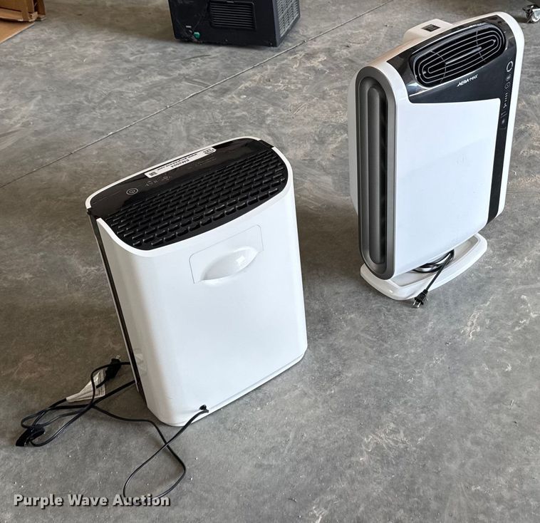 image for item EM2024 (2) air purifiers